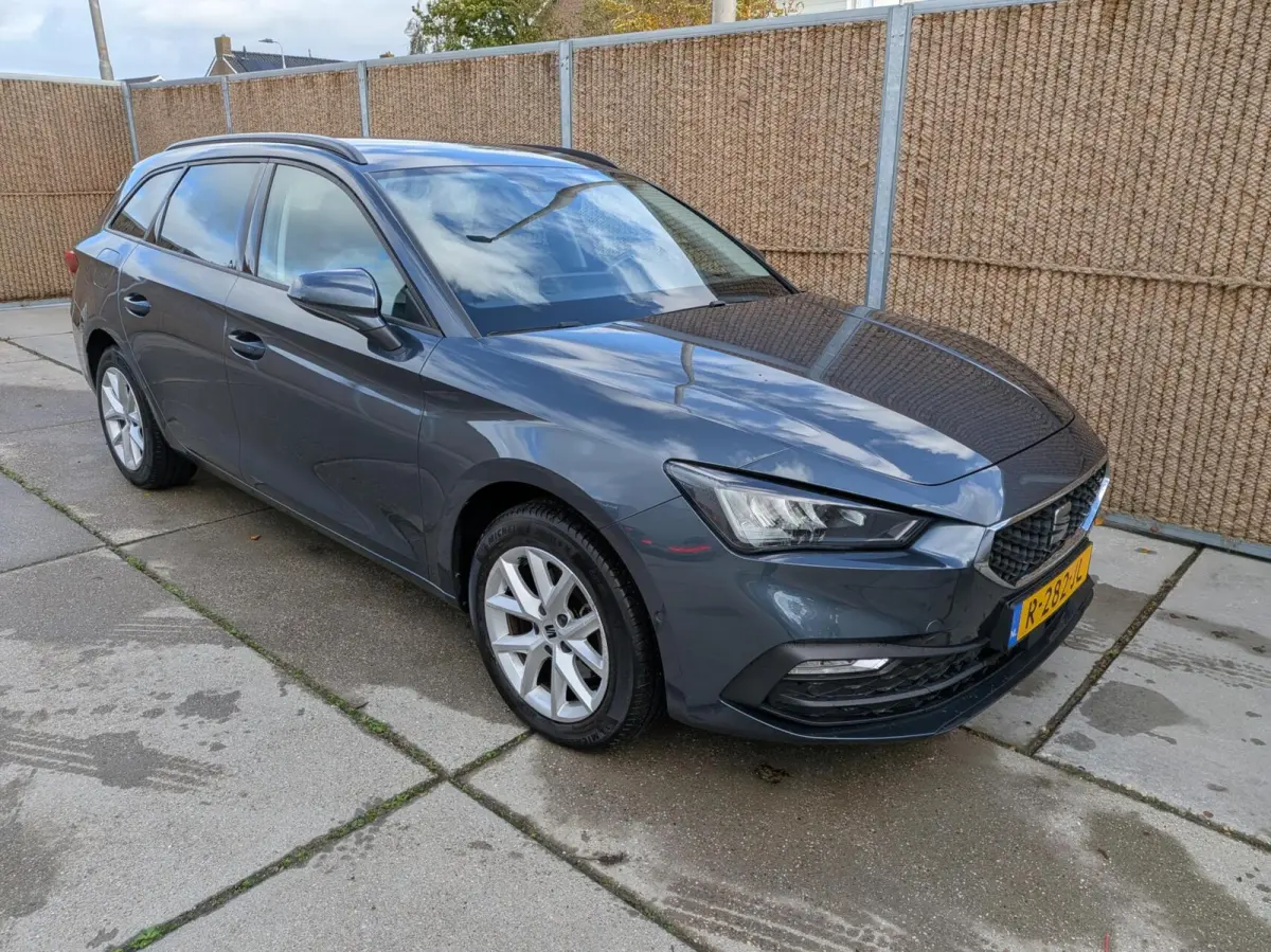 1.0 EcoTSI Style Business Intense