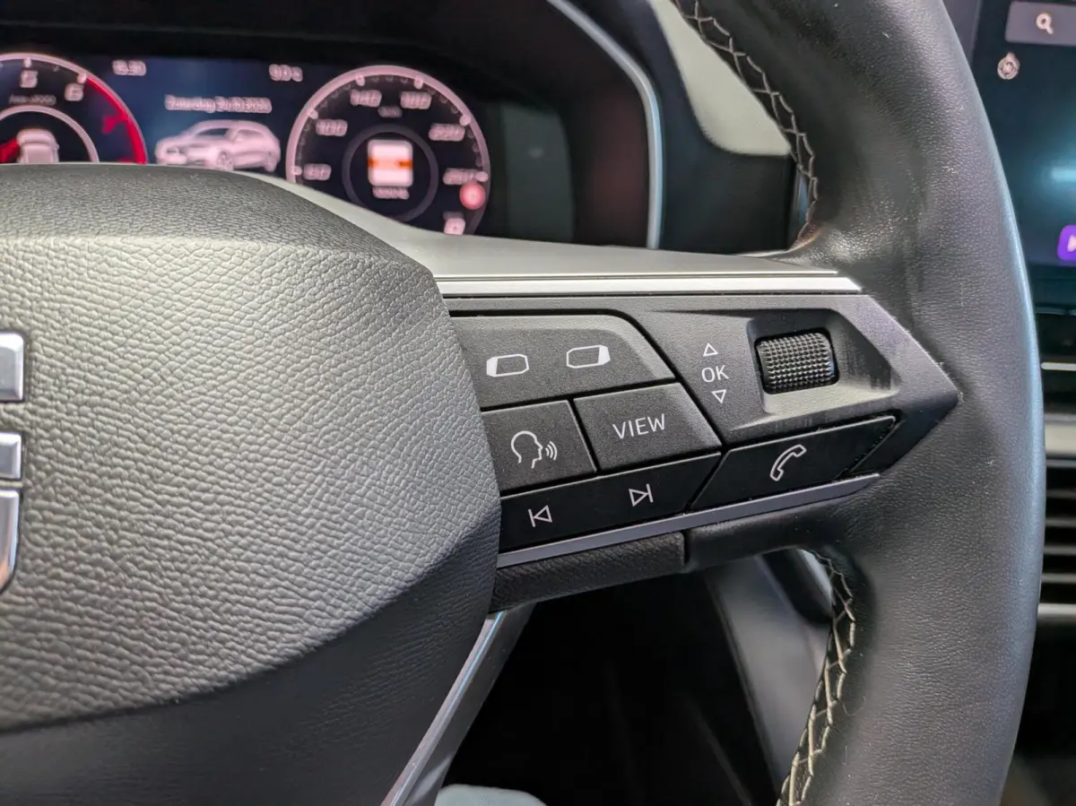 1.0 EcoTSI Style Business Intense