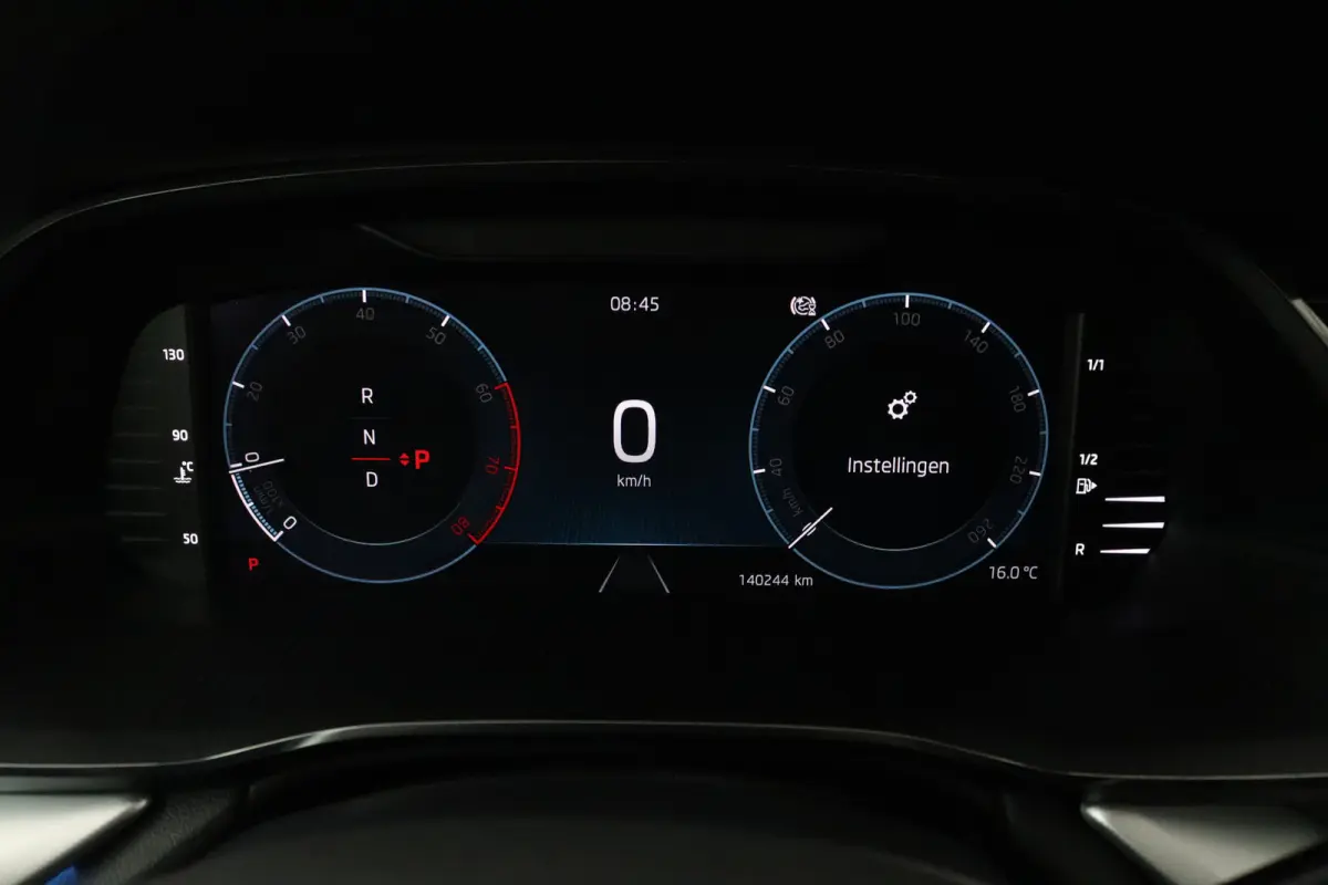 1.5 e-TSI Business Edition Plus (TREKHAAK, STOELVERWARMING, SFEERVERLICHTING, CAMERA)