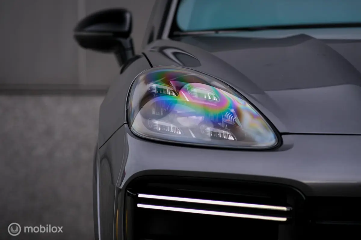 4.0 Turbo 550 pk | PDLS+ | PSCB | Sport Chrono + | Alcantara | Trekhaak | Panorama | Softclose | dubbel glas |