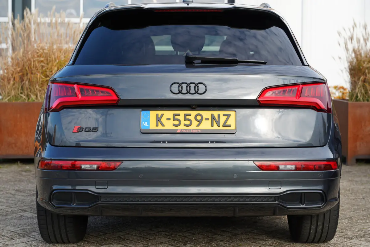 3.0 TFSI SQ5 quattro Pro Line Plus 355pk | Virtual Cockpit | Bang & Olufsen | Cruise control adaptief met stop&go | Dab | Elektrisch glazen panorama-dak | Head-up display | Lichtmetalen velg