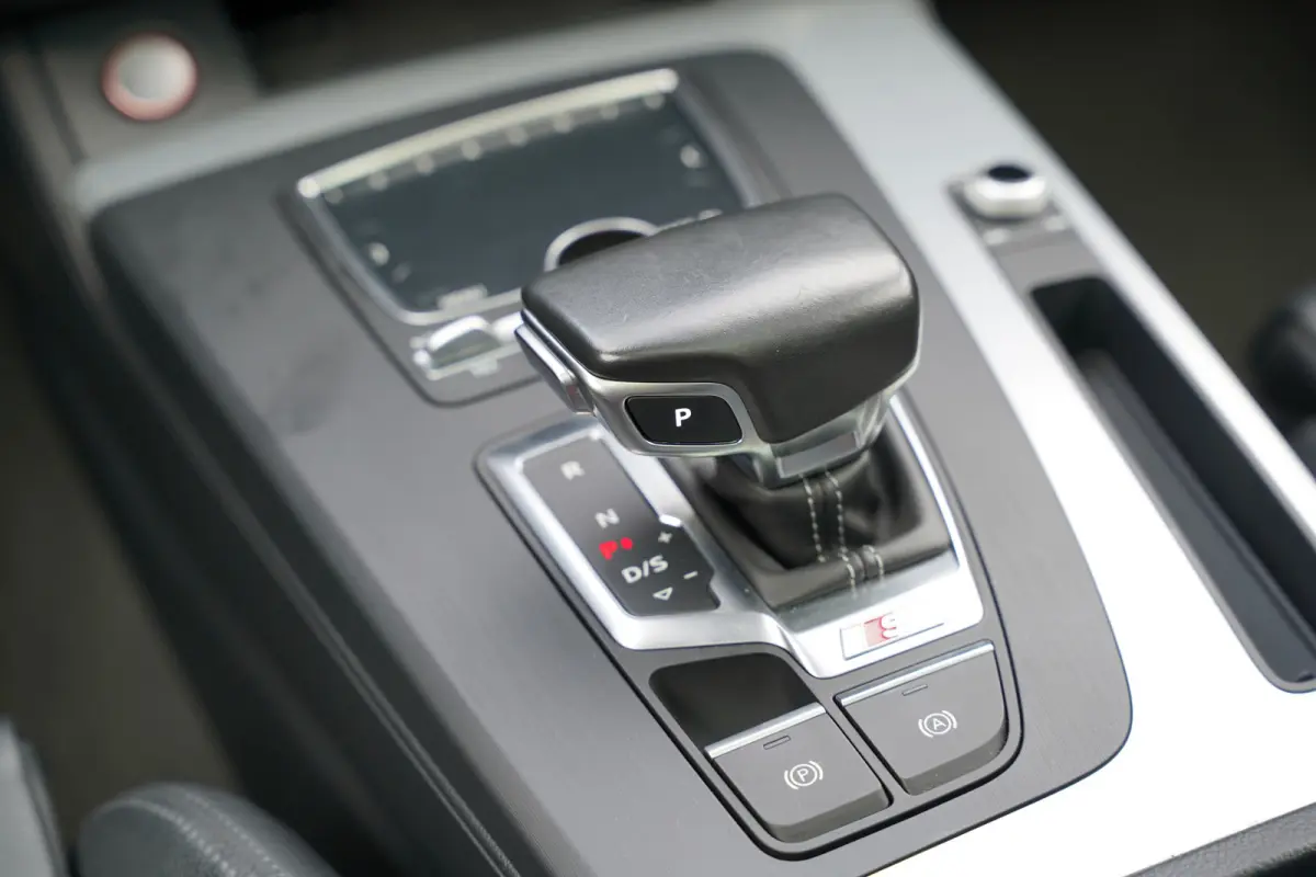 3.0 TFSI SQ5 quattro Pro Line Plus 355pk | Virtual Cockpit | Bang & Olufsen | Cruise control adaptief met stop&go | Dab | Elektrisch glazen panorama-dak | Head-up display | Lichtmetalen velg