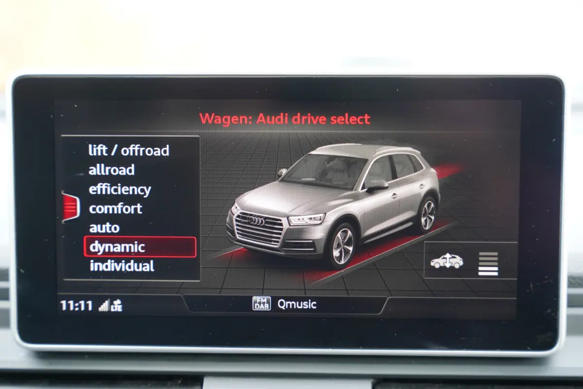 3.0 TFSI SQ5 quattro Pro Line Plus 355pk | Virtual Cockpit | Bang & Olufsen | Cruise control adaptief met stop&go | Dab | Elektrisch glazen panorama-dak | Head-up display | Lichtmetalen velg