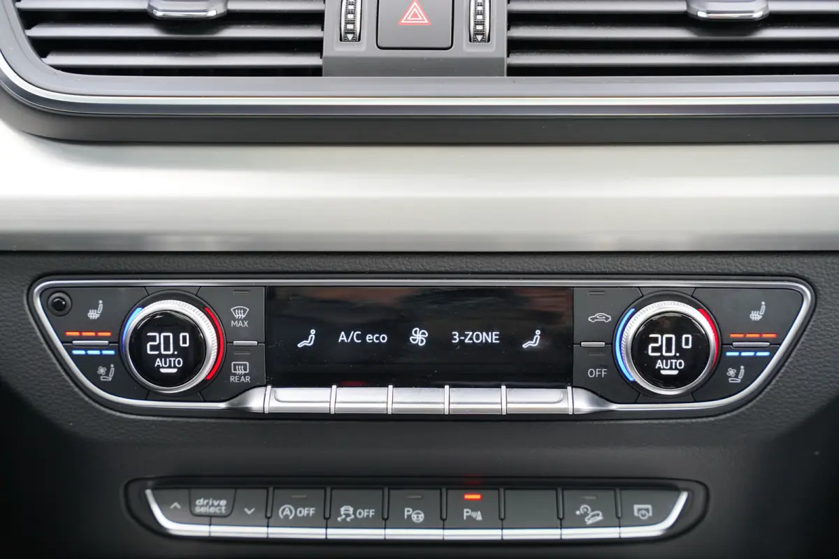 3.0 TFSI SQ5 quattro Pro Line Plus 355pk | Virtual Cockpit | Bang & Olufsen | Cruise control adaptief met stop&go | Dab | Elektrisch glazen panorama-dak | Head-up display | Lichtmetalen velg