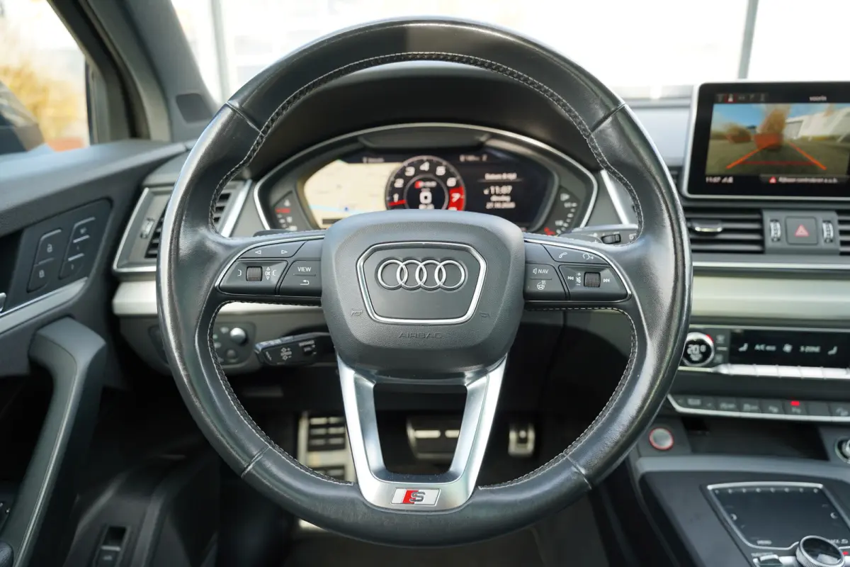 3.0 TFSI SQ5 quattro Pro Line Plus 355pk | Virtual Cockpit | Bang & Olufsen | Cruise control adaptief met stop&go | Dab | Elektrisch glazen panorama-dak | Head-up display | Lichtmetalen velg
