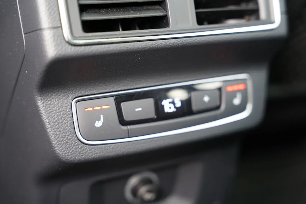 3.0 TFSI SQ5 quattro Pro Line Plus 355pk | Virtual Cockpit | Bang & Olufsen | Cruise control adaptief met stop&go | Dab | Elektrisch glazen panorama-dak | Head-up display | Lichtmetalen velg