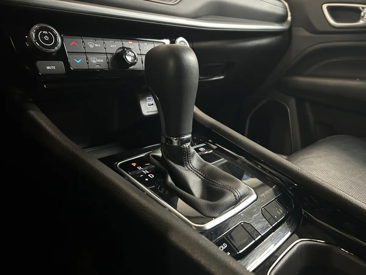1.5T e-Hybrid S, alle opties aanwezig. 1450 trekgewicht