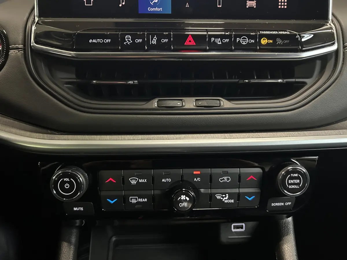 1.5T e-Hybrid S, alle opties aanwezig. 1450 trekgewicht