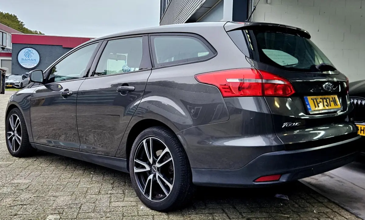 1.0 Lease Edition Nieuwe Apk Rijdt Perfect
