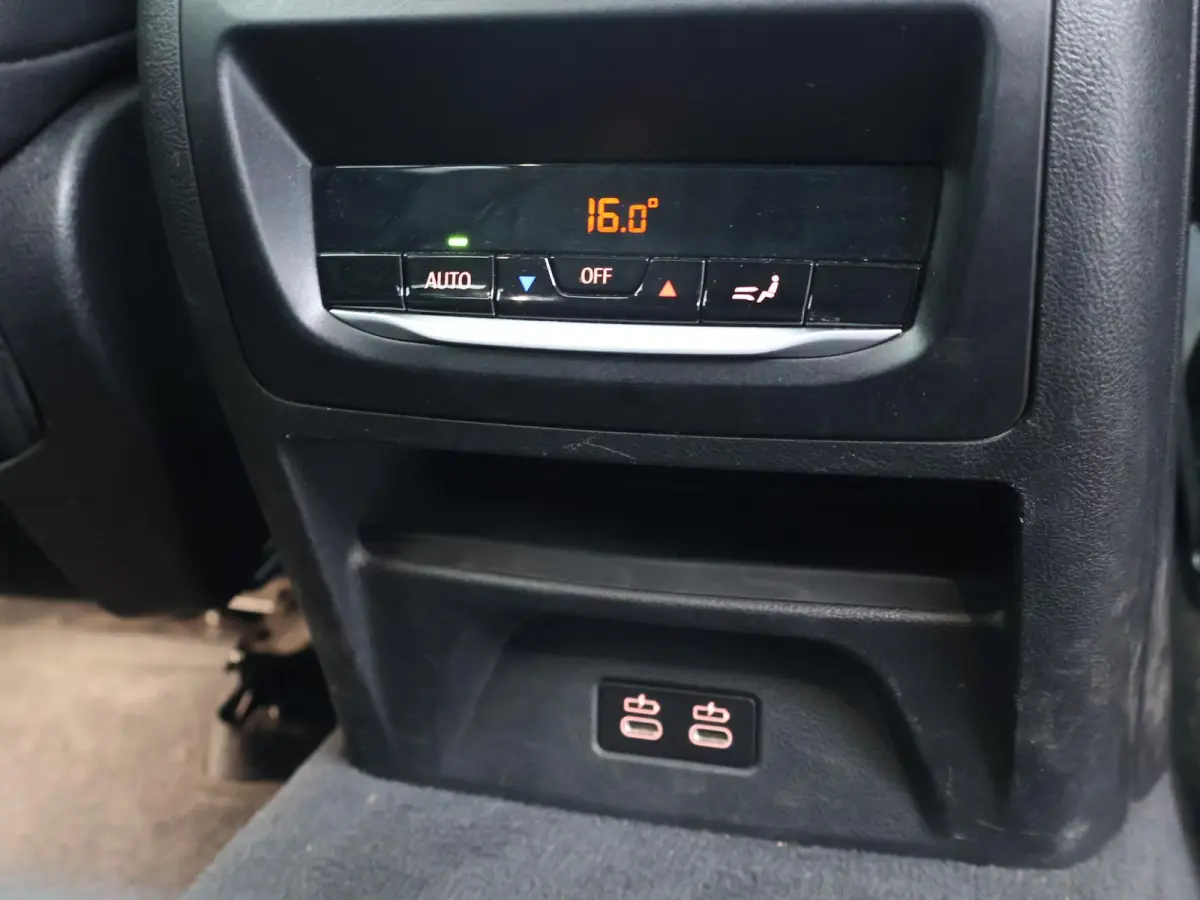 M-SPORT H.E. FACELIFT 80 kWh + 100% SOH!| HEAD-UP | 360 CAMERA | HK | PANORAMA