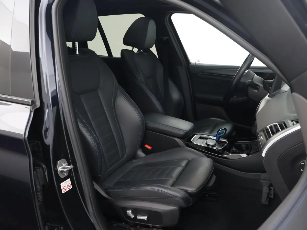 M-SPORT H.E. FACELIFT 80 kWh + 100% SOH!| HEAD-UP | 360 CAMERA | HK | PANORAMA