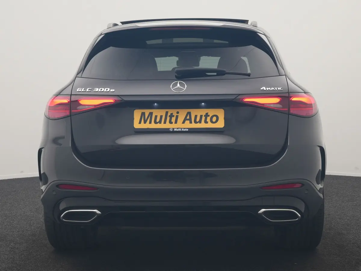 4MATIC AMG Line PHEV 313pk Dealer O.H | Panodak | Head Up | 360 Camera | Digital Light | Lederen Sportstoelen Memory & Verwarmd | Keyless | Sfeerverlichting | Blis | Apple Carplay | Navigati