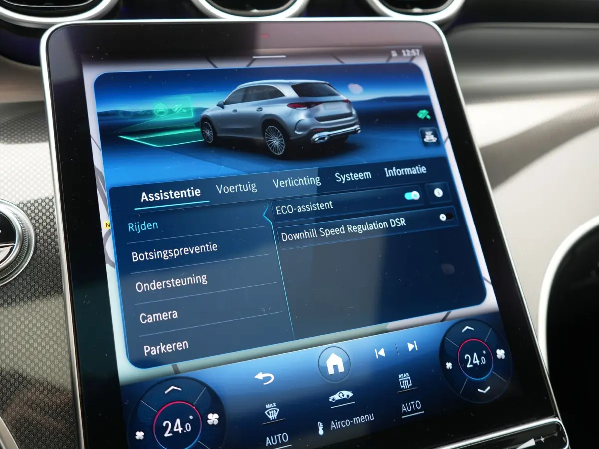 4MATIC AMG Line PHEV 313pk Dealer O.H | Panodak | Head Up | 360 Camera | Digital Light | Lederen Sportstoelen Memory & Verwarmd | Keyless | Sfeerverlichting | Blis | Apple Carplay | Navigati