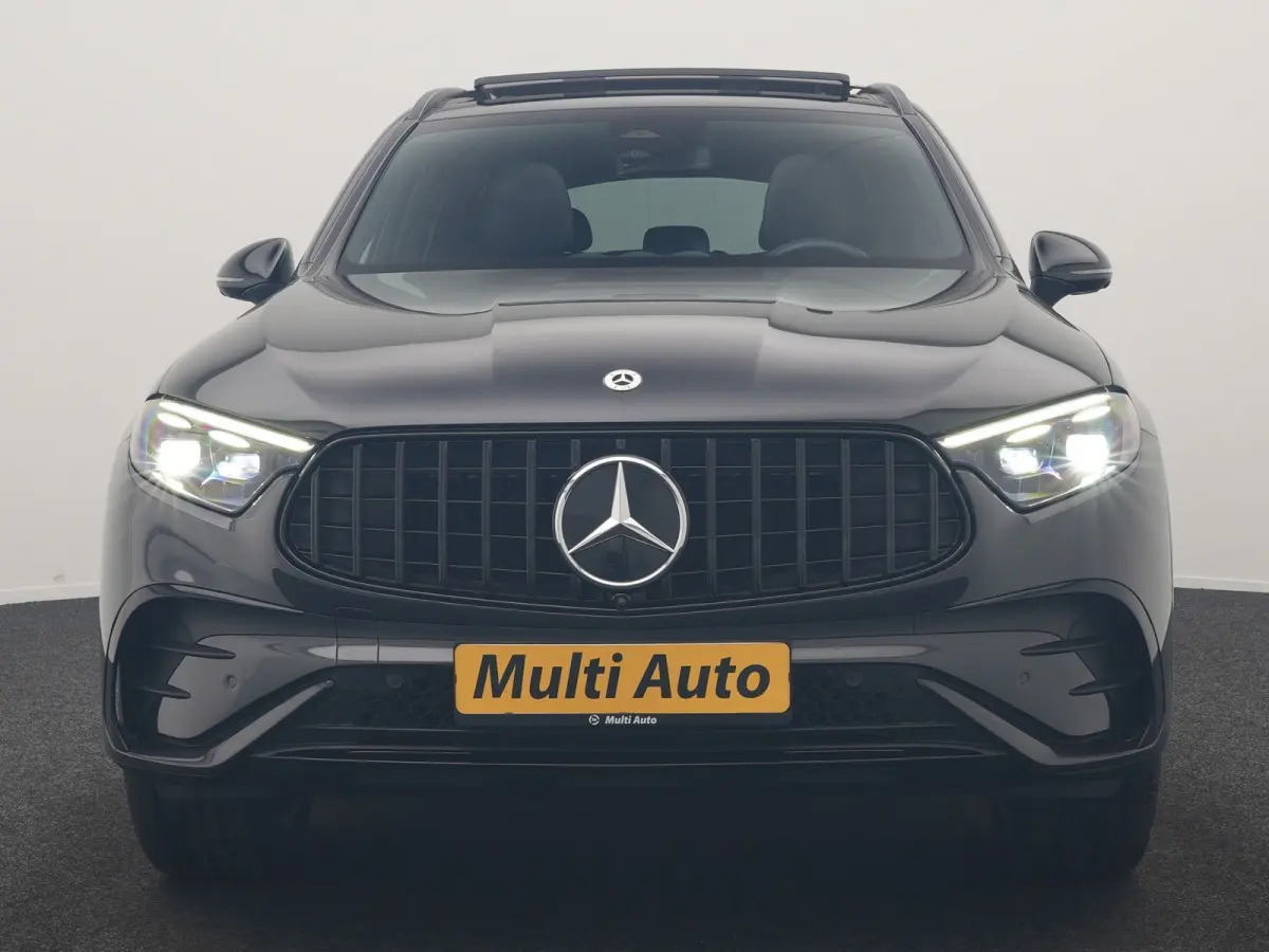 4MATIC AMG Line PHEV 313pk Dealer O.H | Panodak | Head Up | 360 Camera | Digital Light | Lederen Sportstoelen Memory & Verwarmd | Keyless | Sfeerverlichting | Blis | Apple Carplay | Navigati