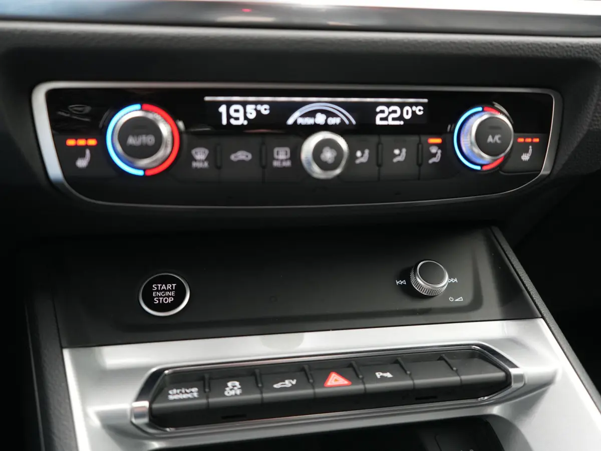 45 TFSI e S Line PHEV 245pk Dealer O.H | Adaptive Cruise | Camera | Matrix LED | Sportstoelen Verwarmd | DAB | Navigatie | Virtual | 18"L.M | Plug In Hybrid |