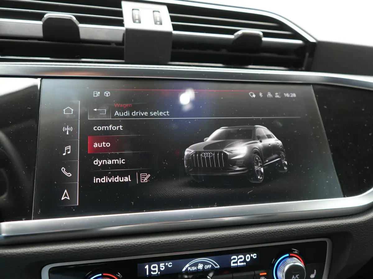45 TFSI e S Line PHEV 245pk Dealer O.H | Adaptive Cruise | Camera | Matrix LED | Sportstoelen Verwarmd | DAB | Navigatie | Virtual | 18"L.M | Plug In Hybrid |