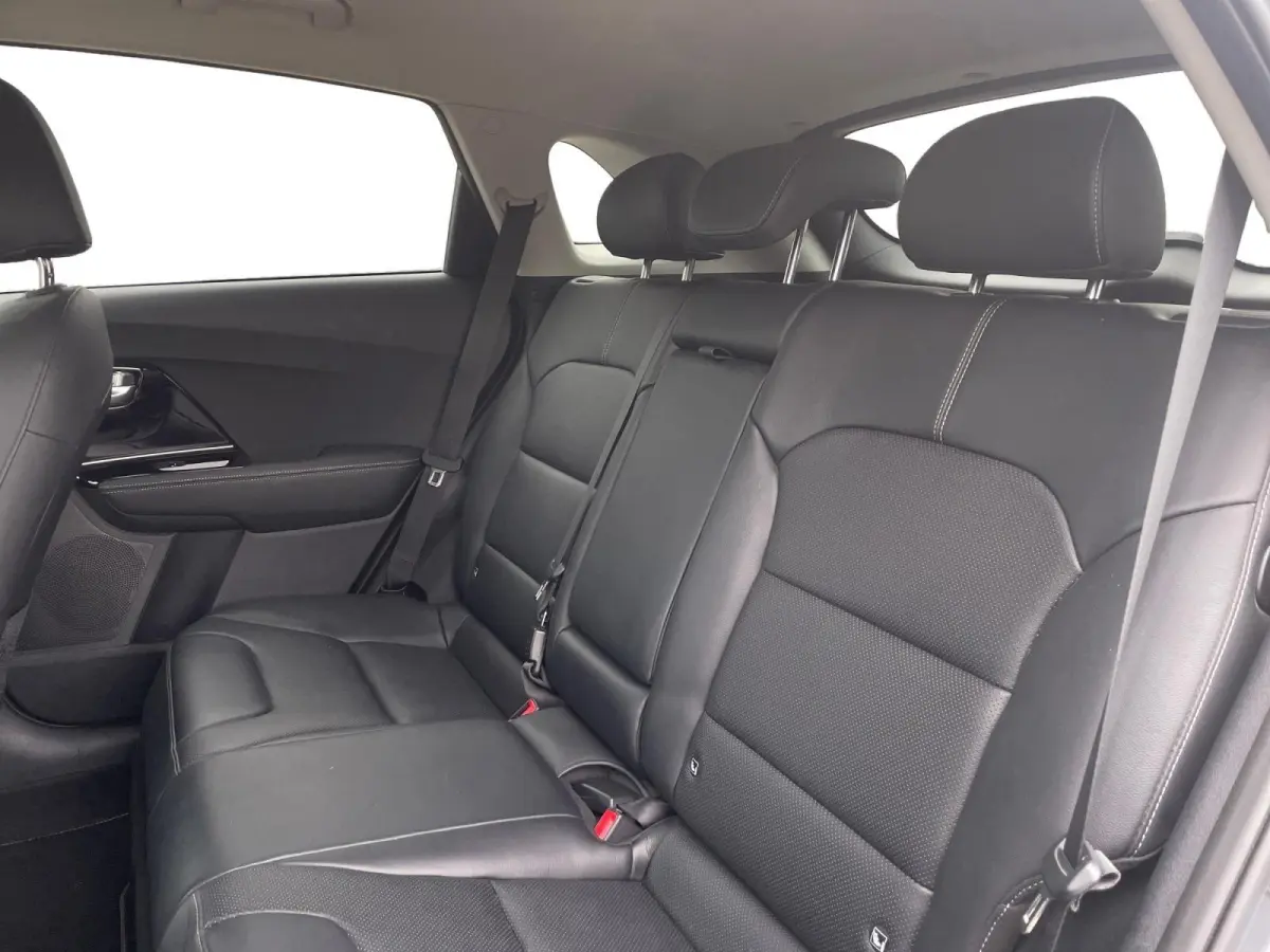 1.6 GDi Hybrid DynamicPlusLine | Navigatie | Climate control | Stoel + Stuurverwarming | Parkeercamera | Parkeersensoren