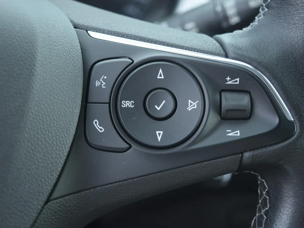 1.2 Edition 2020 | NAVI | CARPLAY | AIRCO | CRUISE CONTROL | TREKHAAK | PARKEERSENSOREN | 38.418 KM