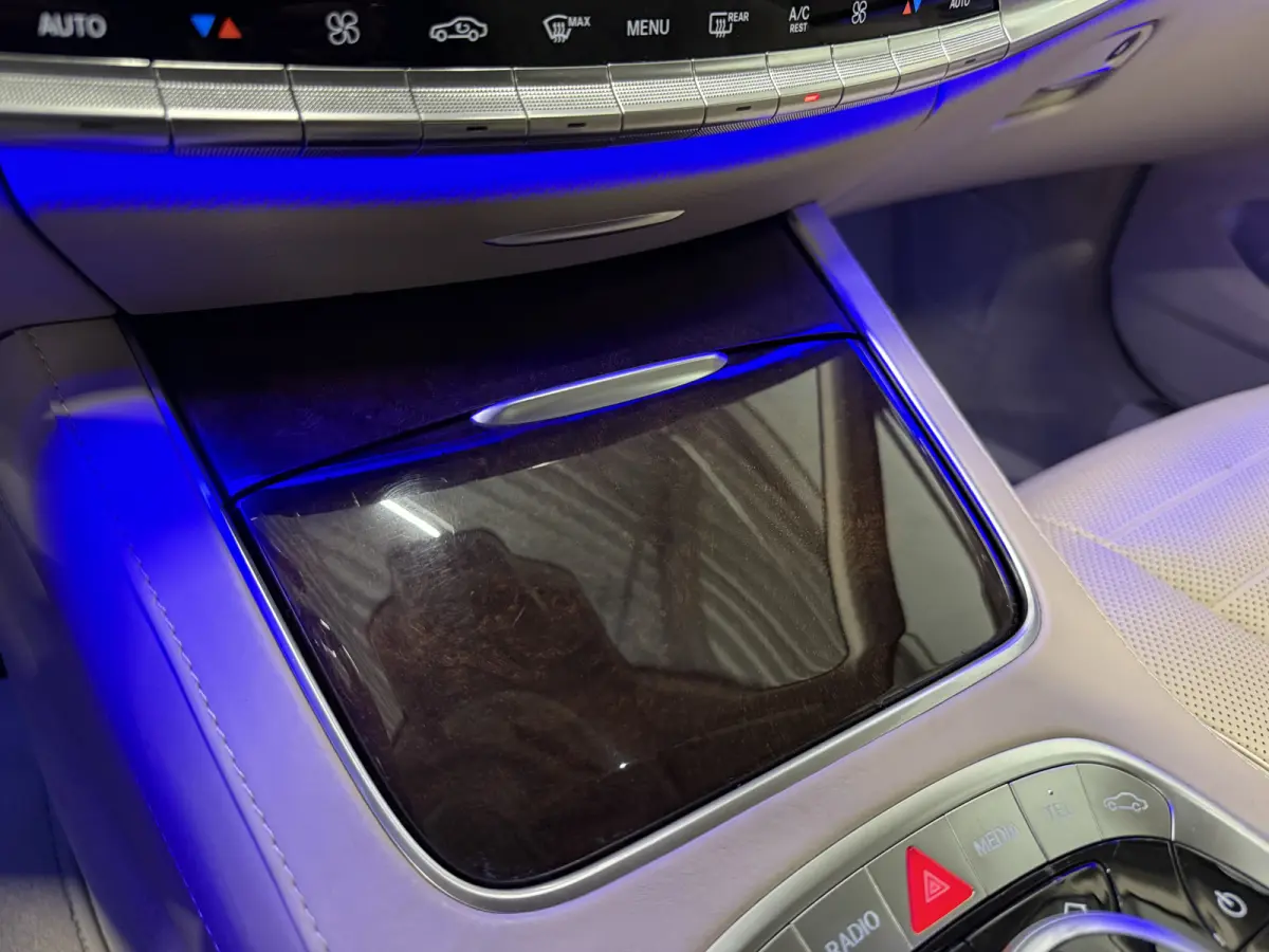 560 Lang AMG S63 STYLING PANO/BURMESTER/MASSAGE-NAPPA LEER/MAGIC BODY CONTROL/NACHTZICHT/SOFT-CLOSE/360CAMERA/WIDESCREEN/LED MULTIBEAM/SFEER/CARPLAY/KEYLESS/ENTERTAINMENT-PACK/UNIEKE AUTO/VO