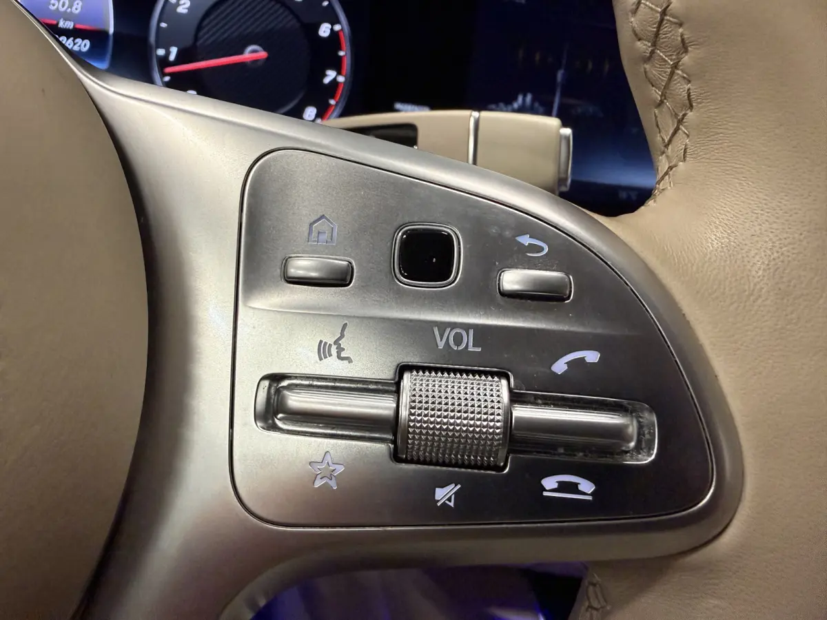 560 Lang AMG S63 STYLING PANO/BURMESTER/MASSAGE-NAPPA LEER/MAGIC BODY CONTROL/NACHTZICHT/SOFT-CLOSE/360CAMERA/WIDESCREEN/LED MULTIBEAM/SFEER/CARPLAY/KEYLESS/ENTERTAINMENT-PACK/UNIEKE AUTO/VO