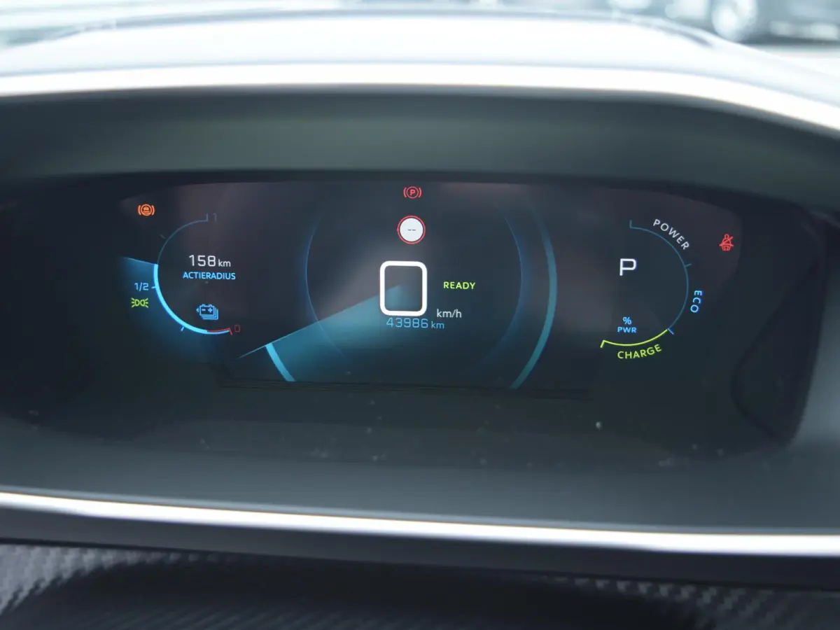 EV GT Pack 50 kWh | ADAPTIVE CRUISE CONTROL | STOELVERWARMING | PANORAMADAK | PARKEERSENSOREN MET CAMERA