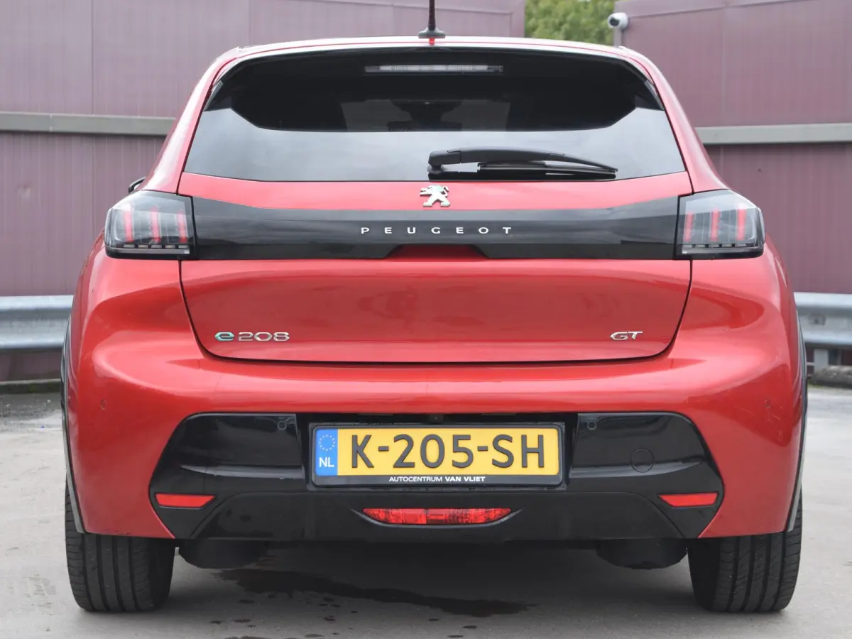 EV GT Pack 50 kWh | ADAPTIVE CRUISE CONTROL | STOELVERWARMING | PANORAMADAK | PARKEERSENSOREN MET CAMERA