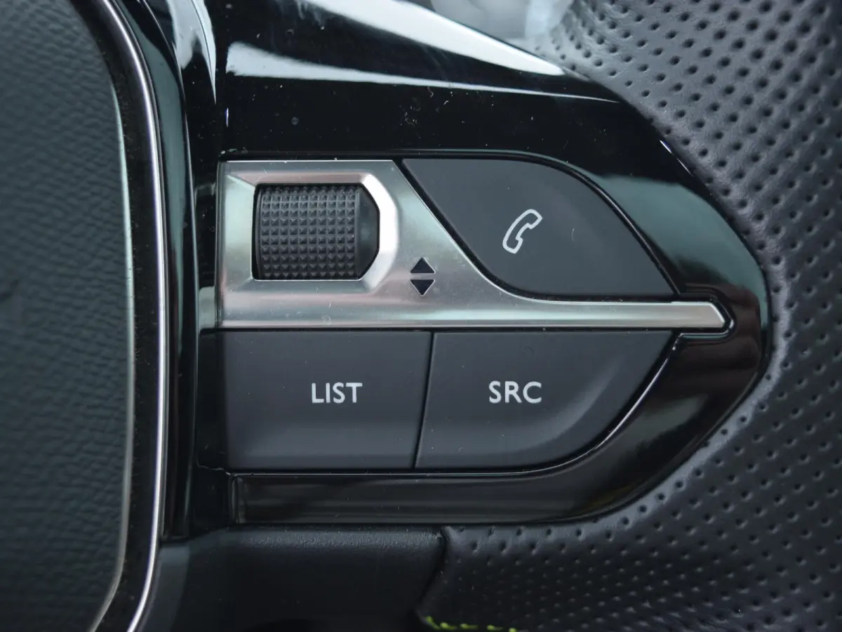 EV GT Pack 50 kWh | ADAPTIVE CRUISE CONTROL | STOELVERWARMING | PANORAMADAK | PARKEERSENSOREN MET CAMERA