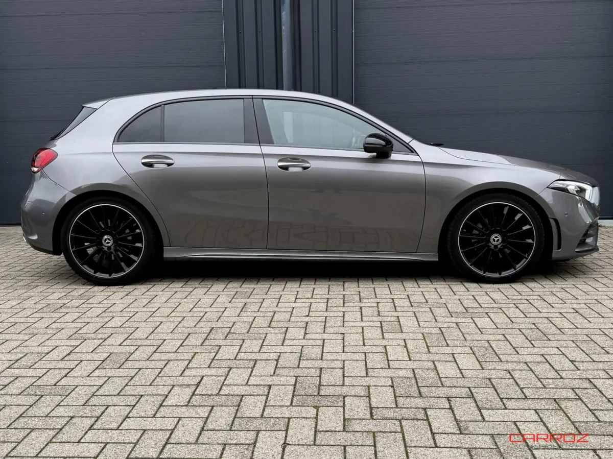 200 AMG Line CarPlay Ambiance Trekhaak LED