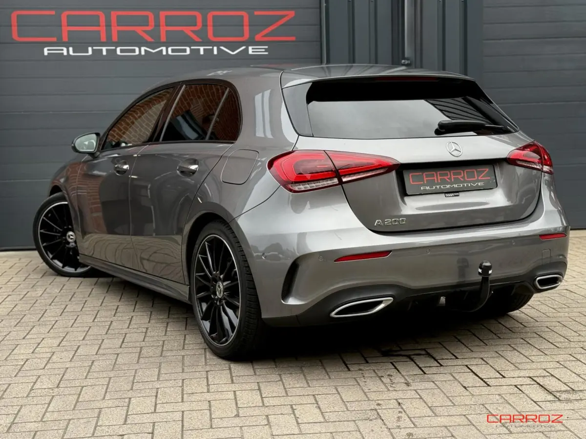 200 AMG Line CarPlay Ambiance Trekhaak LED