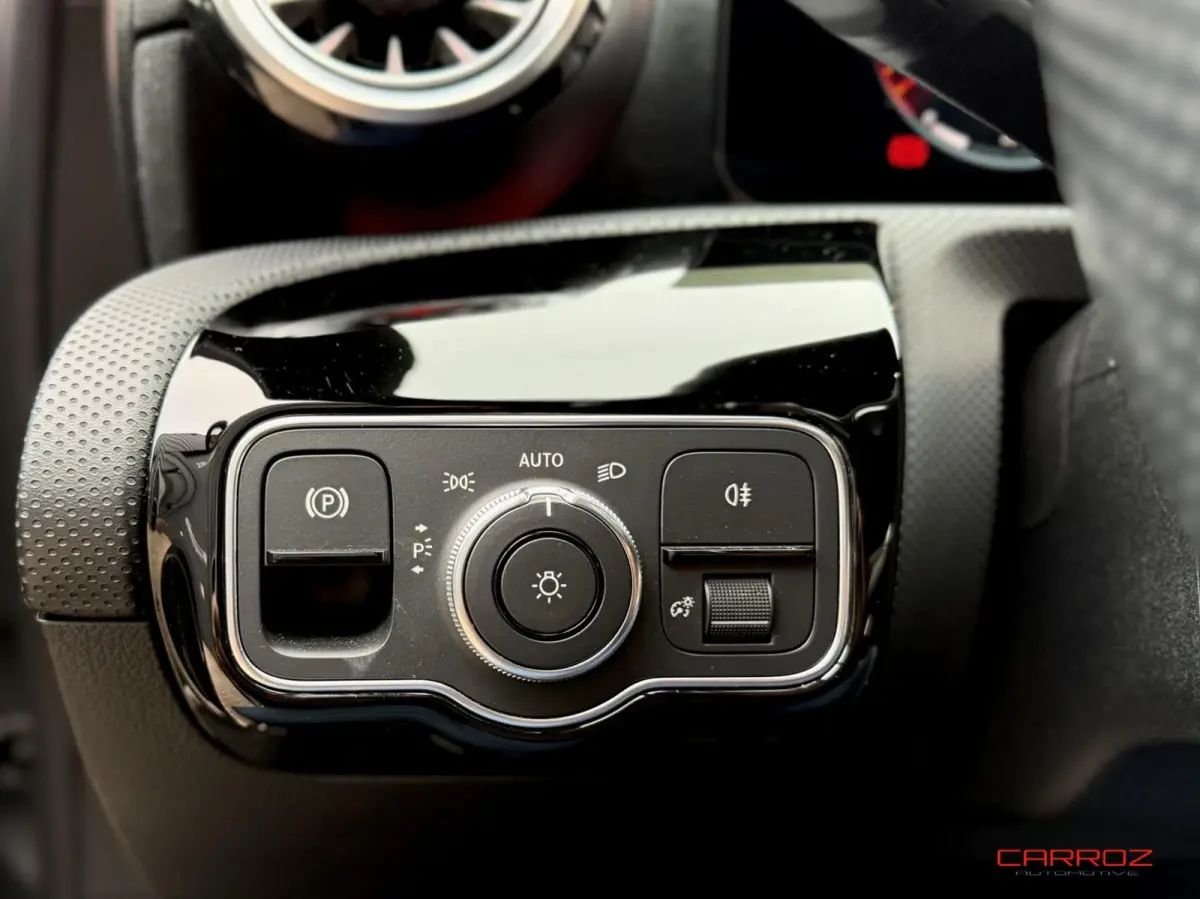 200 AMG Line CarPlay Ambiance Trekhaak LED