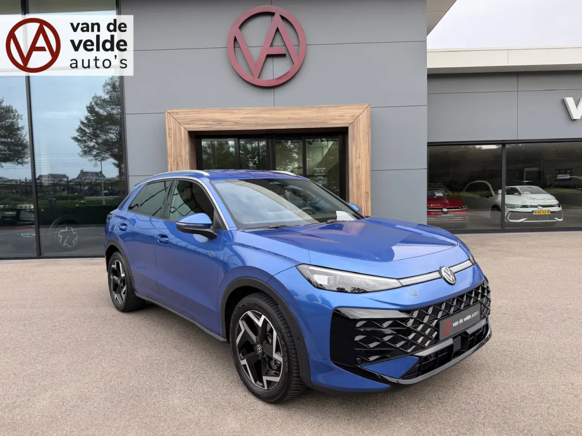 1.5 eTsi 150pk DSG R-Line | Camera | Navi | Extra getint glas | 4-season | Dode hoek | IQ light | Rijklaar incl. garantie