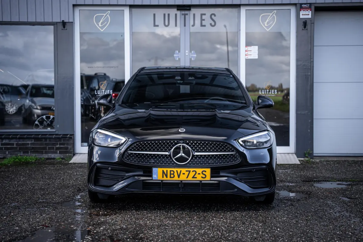 180 Star Edition AMG-Line Night|Pano|360°|Trekhaak|Distronic|Memory|Dealeronderhouden