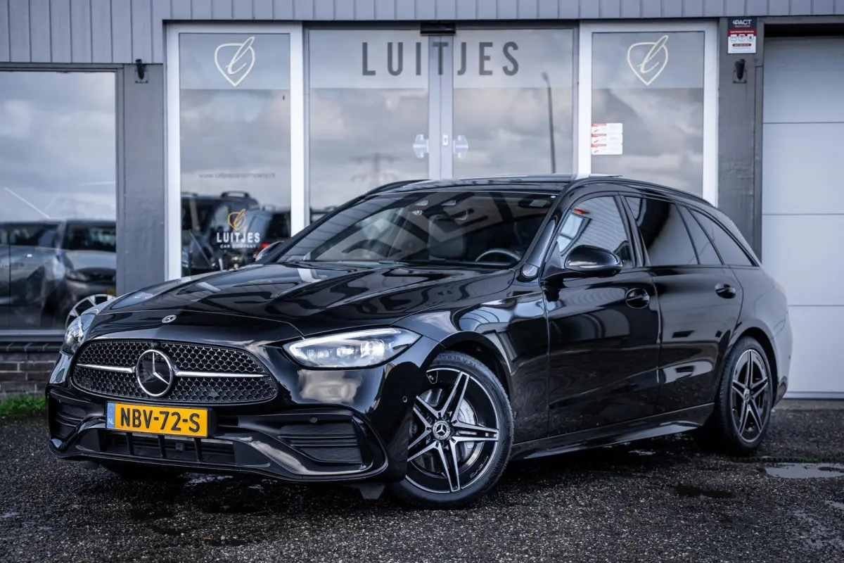 180 Star Edition AMG-Line Night|Pano|360°|Trekhaak|Distronic|Memory|Dealeronderhouden