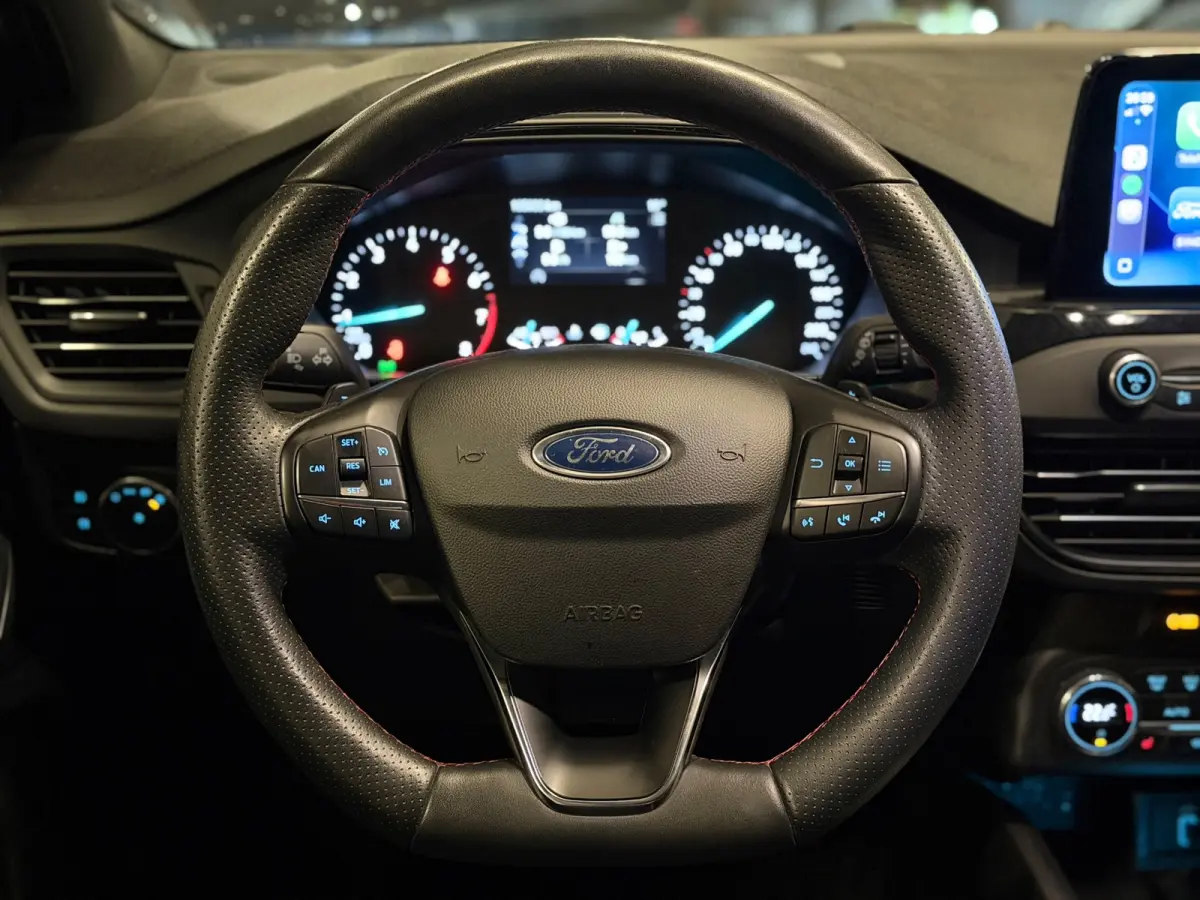 1.0 ST Line |Automaat|Stoelverwarming|CAM|CARPLAY