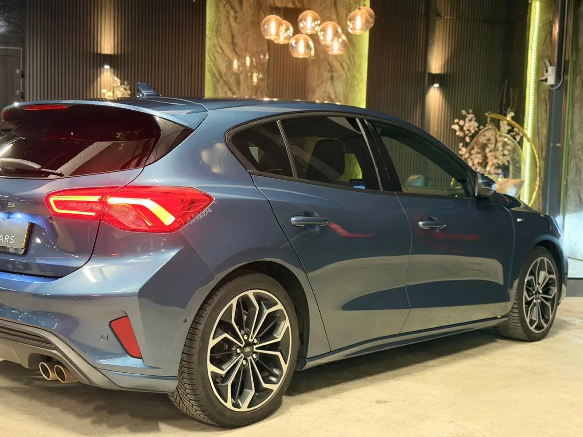 1.0 ST Line |Automaat|Stoelverwarming|CAM|CARPLAY