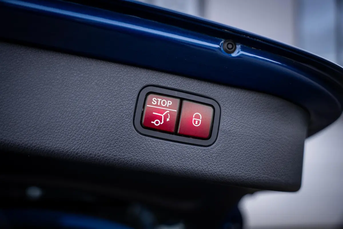 300e AMG-Line Org.NL|Pano|Leder|Sfeerverl.|Stoelmemo|360°|Dealeronderhouden