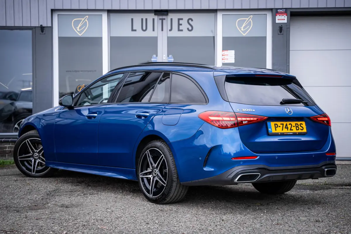 300e AMG-Line Org.NL|Pano|Leder|Sfeerverl.|Stoelmemo|360°|Dealeronderhouden