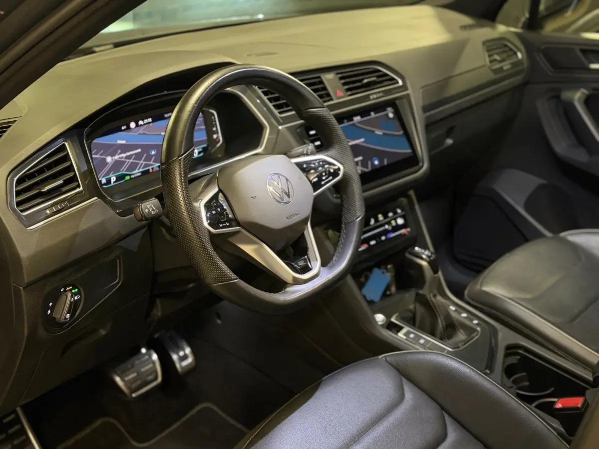 1.5 TSI 3X R-Line|PANO|MEMORY|360C|FULL OPTIONS!