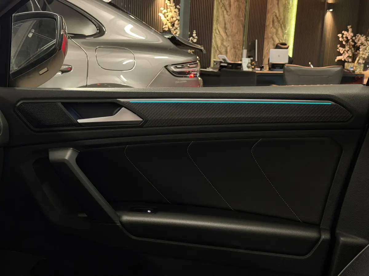 1.5 TSI 3X R-Line|PANO|MEMORY|360C|FULL OPTIONS!