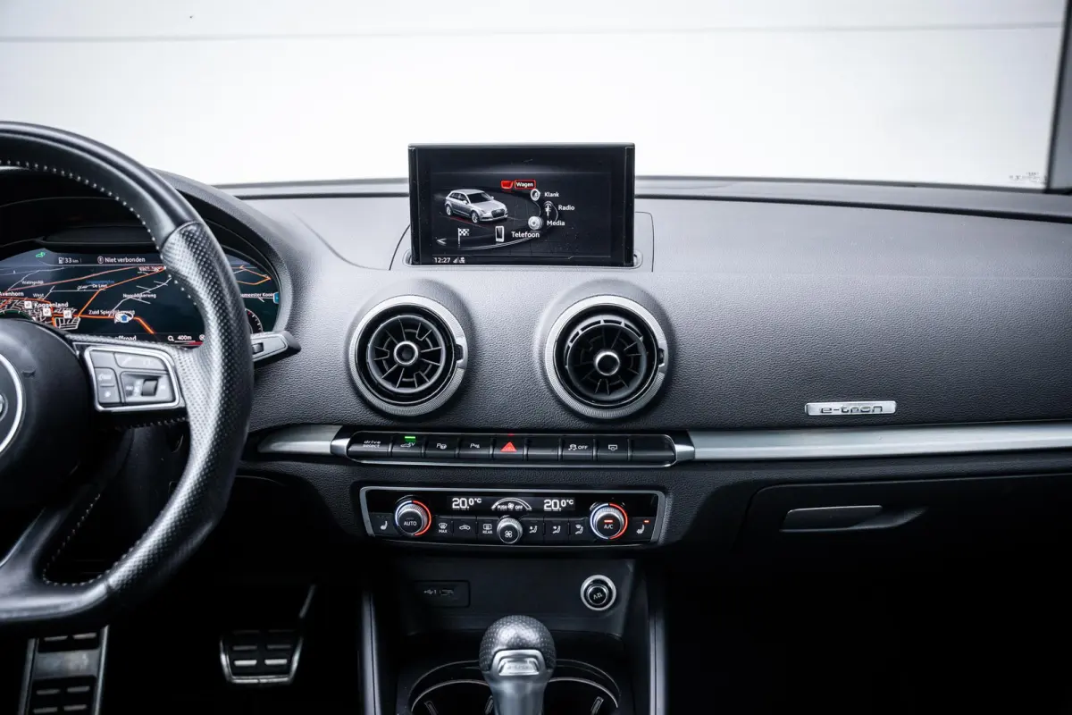 40 e-tron Advance S-Line Leder/Alcantara|Virtual-cockpit|Sfeerverl.|Stoelverw.|Dealeronderhouden