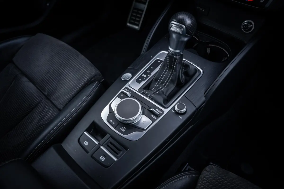 40 e-tron Advance S-Line Leder/Alcantara|Virtual-cockpit|Sfeerverl.|Stoelverw.|Dealeronderhouden