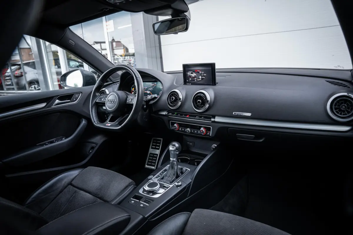40 e-tron Advance S-Line Leder/Alcantara|Virtual-cockpit|Sfeerverl.|Stoelverw.|Dealeronderhouden
