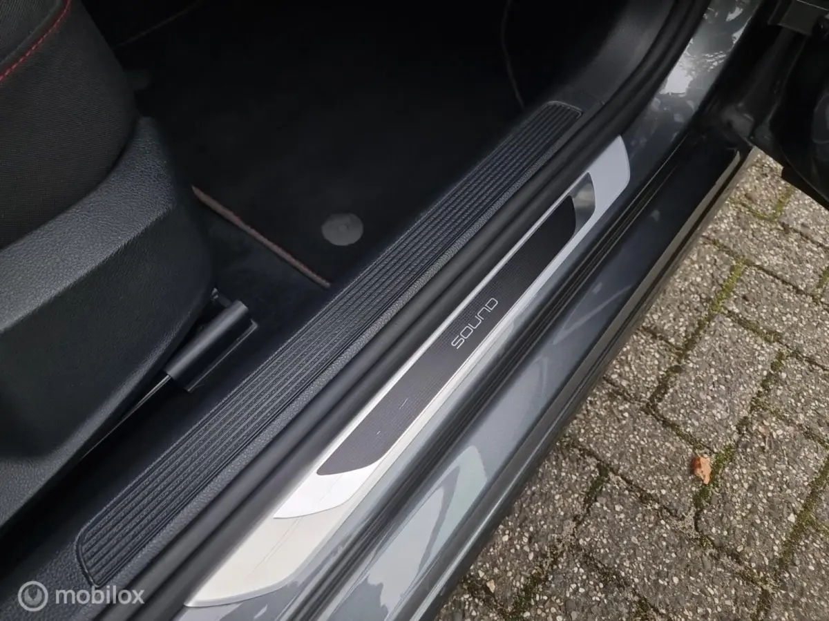 7.5 1.4 TSI Highline DSG-7 Sound Ed. 83000km