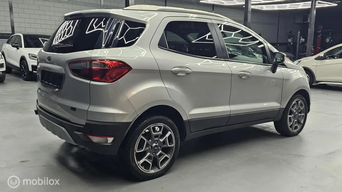 1.5 Ti-VCT Titanium Automaat