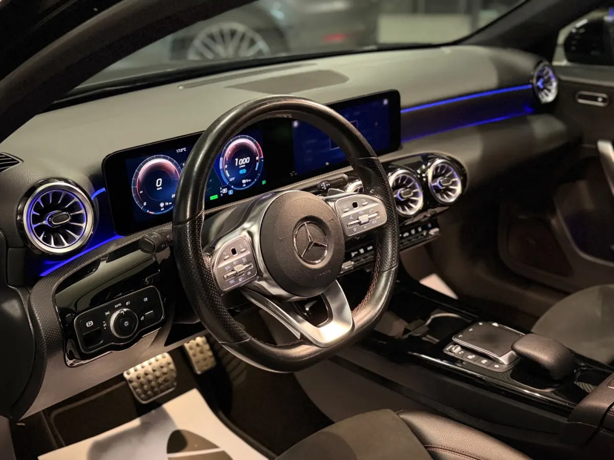 250 e AMG Luxury Limited|PANO|SFEER|BURMESTER