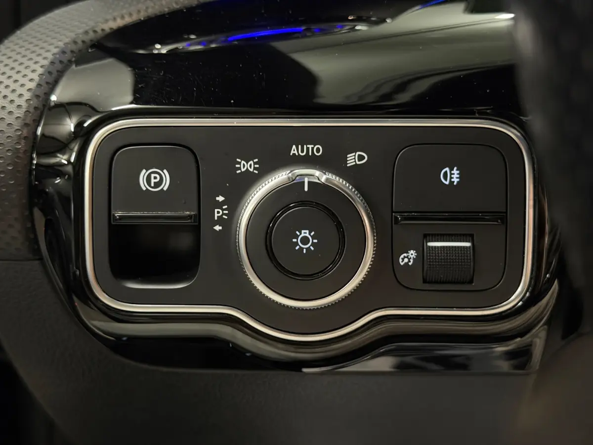 250 e AMG Luxury Limited|PANO|SFEER|BURMESTER
