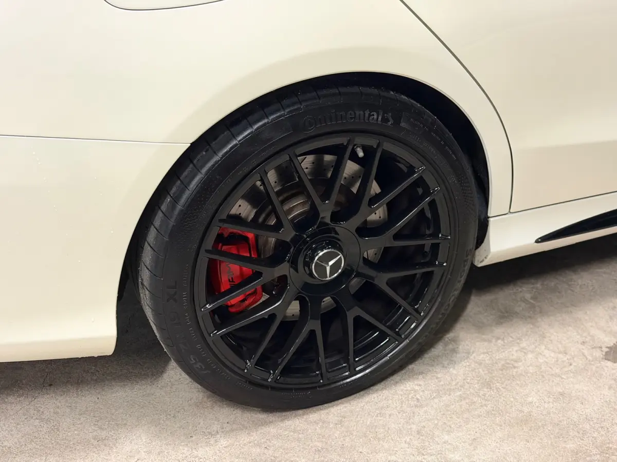 AMG 63 Premium Plus Pack|PANO|KUIP|FULL OPTIONS!