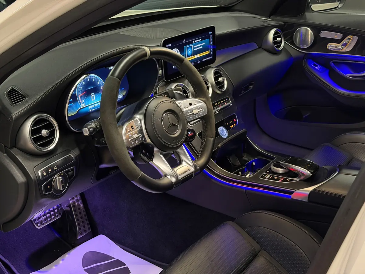 AMG 63 Premium Plus Pack|PANO|KUIP|FULL OPTIONS!