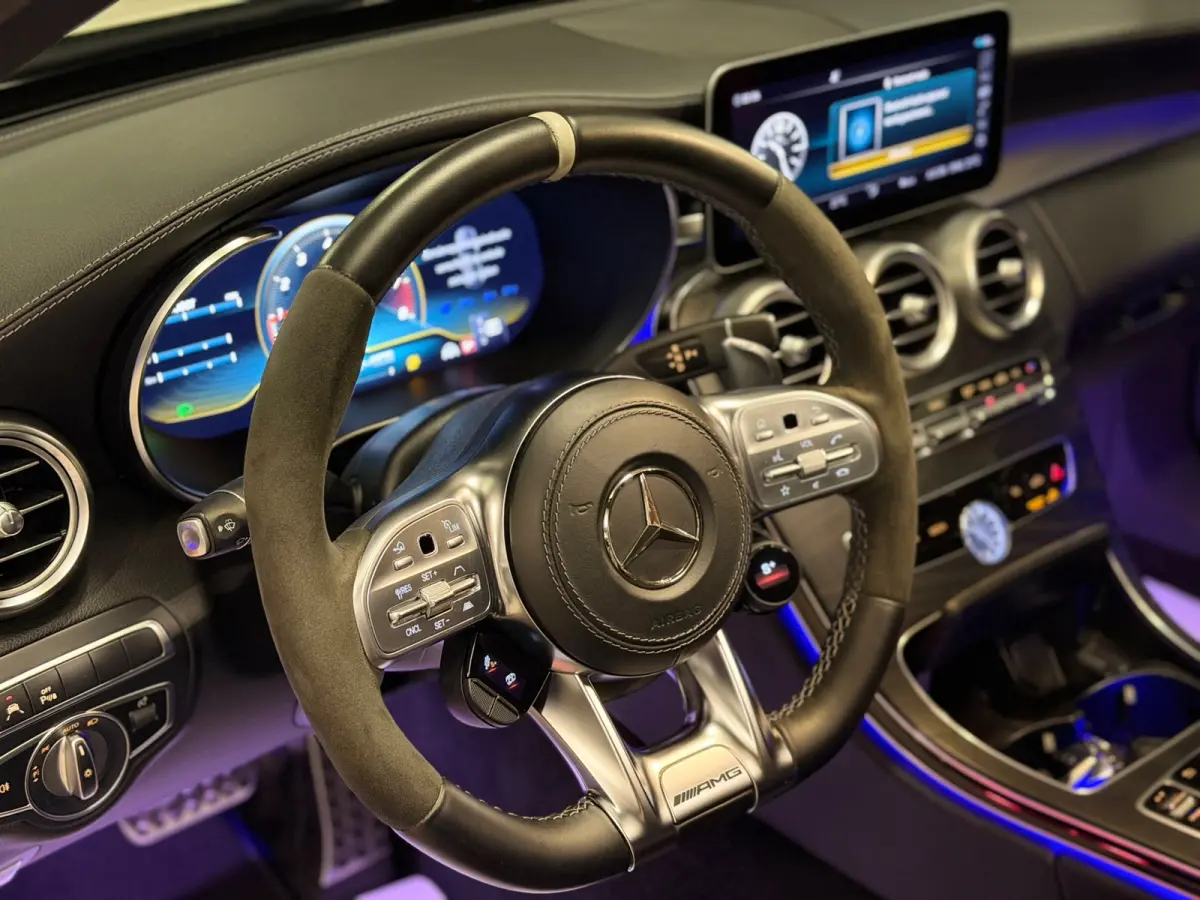 AMG 63 Premium Plus Pack|PANO|KUIP|FULL OPTIONS!