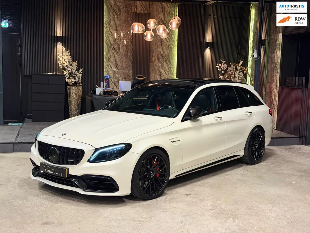 AMG 63 Premium Plus Pack|PANO|KUIP|FULL OPTIONS!